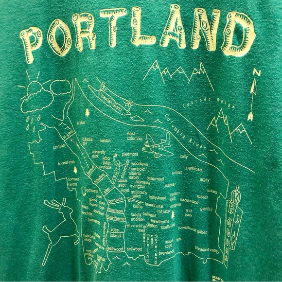 Portland T-Shirt Size Medium - Picture 2 of 3